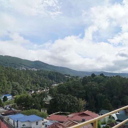 Woodland Hill Stay Shillong Ngoại thất bức ảnh