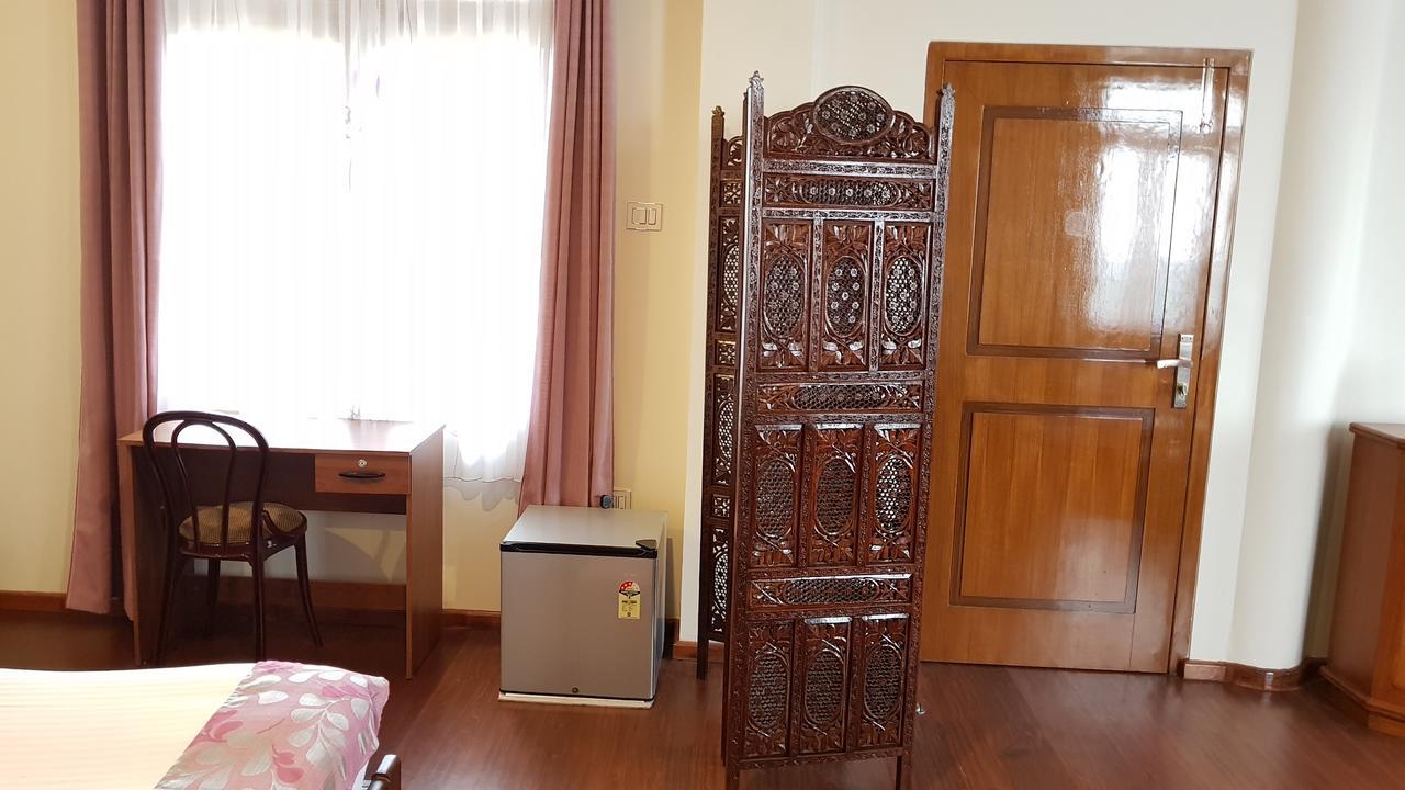 Woodland Hill Stay Shillong Ngoại thất bức ảnh