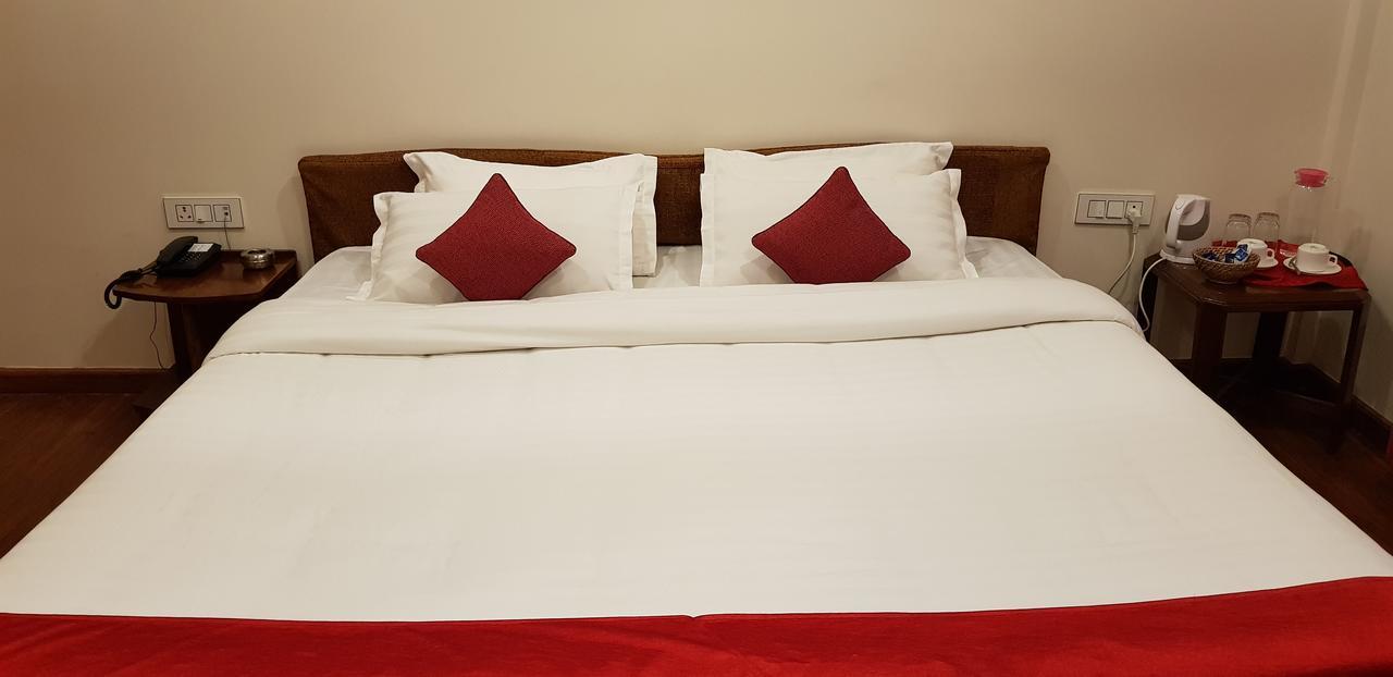 Woodland Hill Stay Shillong Ngoại thất bức ảnh