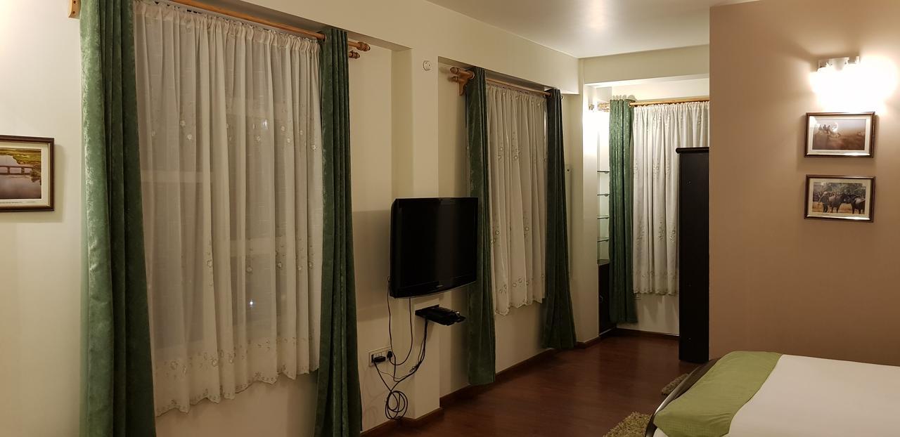 Woodland Hill Stay Shillong Ngoại thất bức ảnh